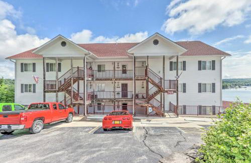 Community Pool and Dock Lake of the Ozarks Condo! - Foto 23