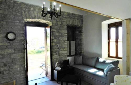 La Casa di Ercole across bay of Nafplio. - Photo 13