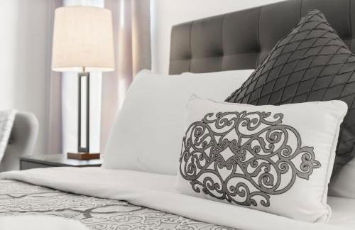 Single Story Villa with Pool Views and Family Fun - Foto 29