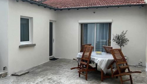 Un havre de paix en plein coeur de ville près Chu - Foto 1