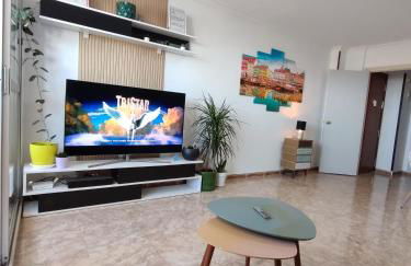 Sea View Apartment - 5 Min Walk to Gibraltar - Foto 7