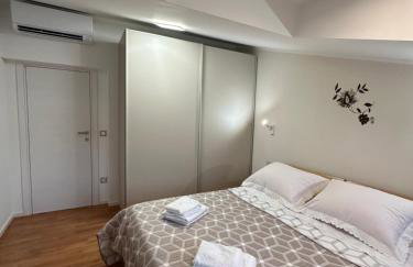 Bee House Suite - Brand New Apartment 100 m from Sea - Photo 2