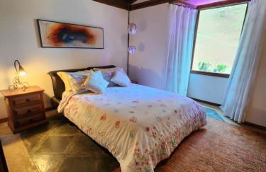 Chalé Araras Itaipava - Refúgio na Serra ,natureza ,clima fresco , ar puro - Foto 8