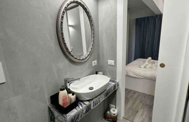 Cozy design studio apartment in Porta Maggiore. - Foto 10