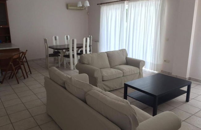 Anavyssos Dream Villa Sea View and Pool - Photo 4