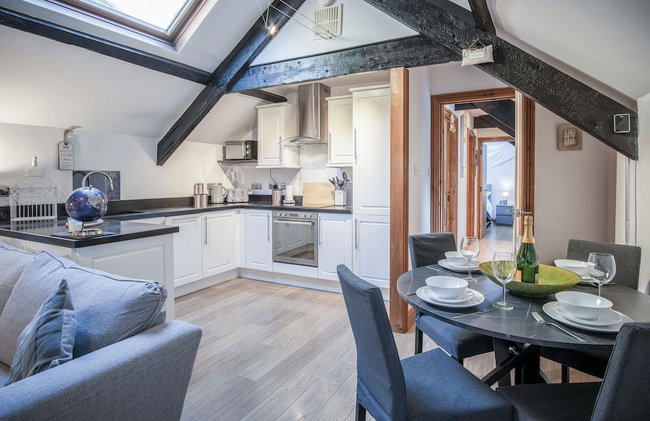 Cosy At The Mews - 2 Bedroom Apartment - Tenby - Foto 47