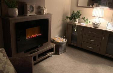 Logi-Bear Lodge with Hot Tub - Photo 11