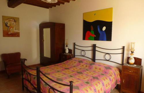 Villa with private swimming pool and private garden in quiet area, panoramic views - Foto 10