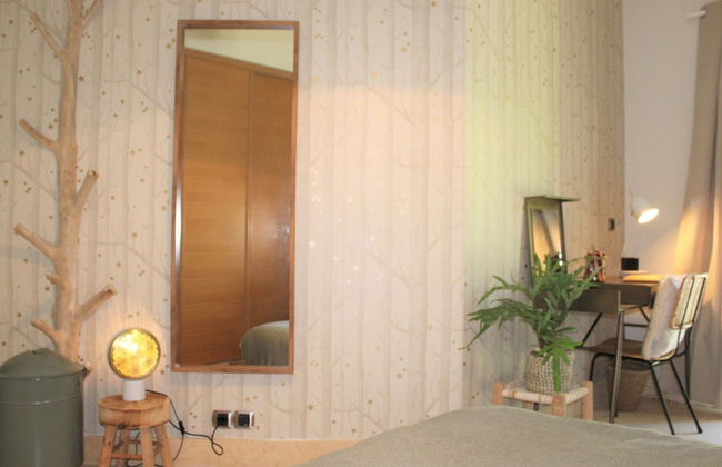 Holiday Home in Bagnols-en-foret With Pool - Photo 8