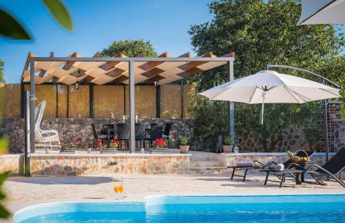 Holiday Home Rider - Two Bedroom Holiday Home with Outdoor Pool - Photo 18