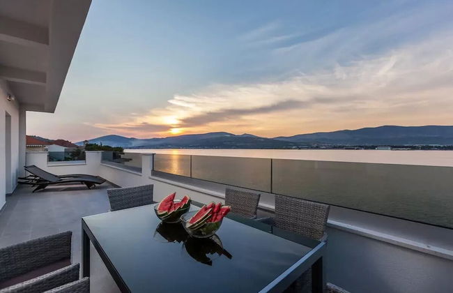 Luxury Villa ARIA Seafront for 21 people - Foto 12