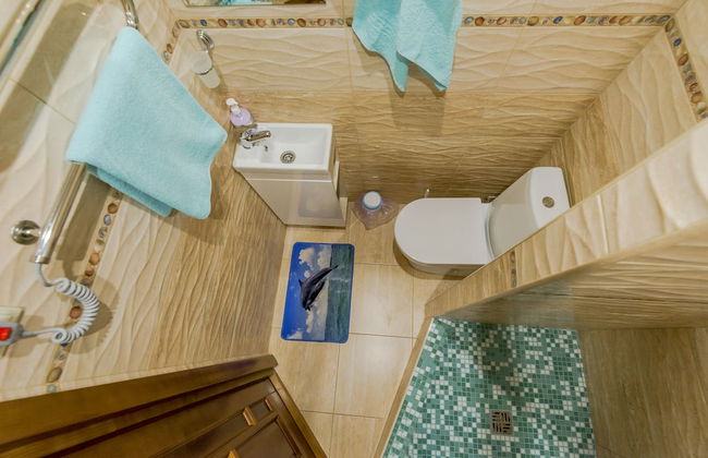 Hotel Azure - Photo 18