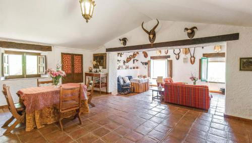 Nice Home In Higuera De La Sierra - Foto 5