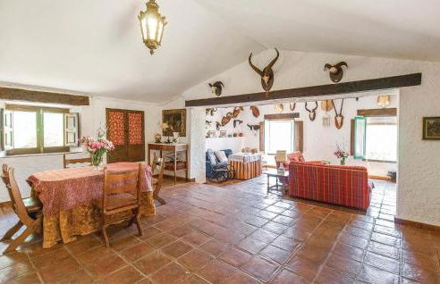 Nice Home In Higuera De La Sierra - Foto 5