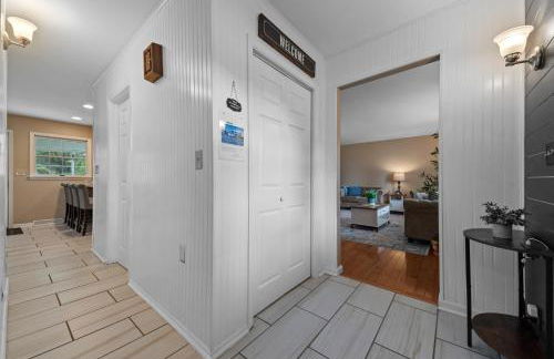 Family Escape with Yard, Fire Pit and EV Charger - Foto 62