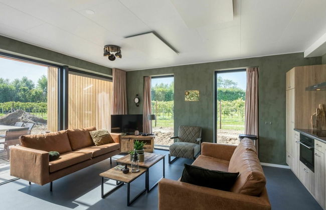 Holiday Home in Vrouwenpolder Near Beach - Photo 11