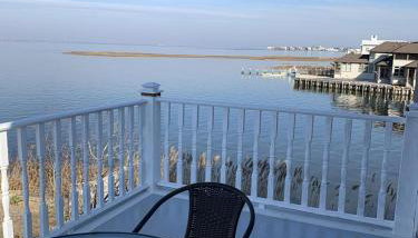 Pet Friendly Ocean And Bay Views Wifi Rooftop Deck Beach Badges Streaming Tvs Deck Os Private Yard Beach Chairs Beach Badges - Foto 5