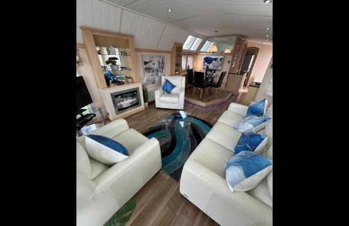 M9 luxury lodge style holiday home waterside Ingoldmells Skegness Santanavan 11 - Foto 1