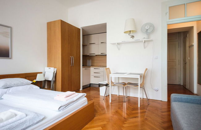 City Castle Aparthotel - Foto 38