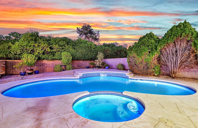 Amenities Galore! Outdoor Living & Lots of Games - Foto 1