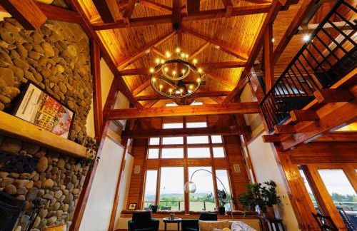 Welcome to Raven Ridge Lodge - where time slows - Photo 12