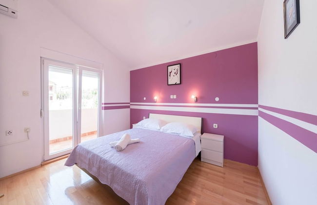 Capacious Holiday Home in Maslenica - Foto 4