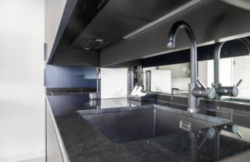 SmartRental Collection Gran Via Centric - Photo 140