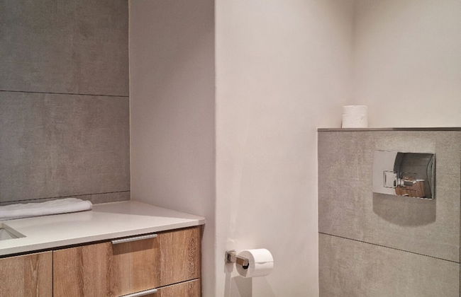 Matrix by Smart City Stays - Photo 7