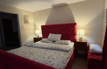 The Luxe 2BR Specious Bungalow - Garden & Parking - Foto 9