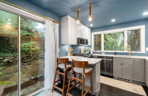 Minutes to Salem|Historic Marblehead Nautical Home - Foto 7