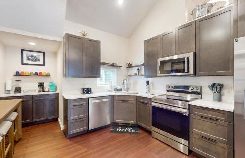 Steps to Dtwn and St Croix River! Stucco House - Foto 7