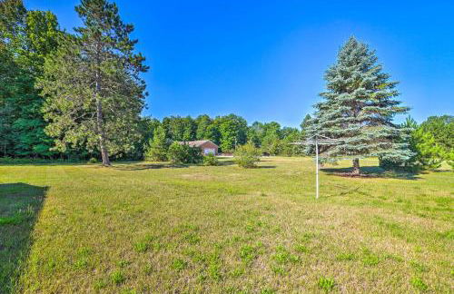 Petoskey Schoolhouse in Countryside Setting! - Foto 25