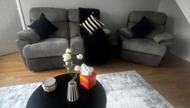 Oakleigh Way, Carlisle - 2 Bedroom, sleeps 4, Fully furnished - Foto 3