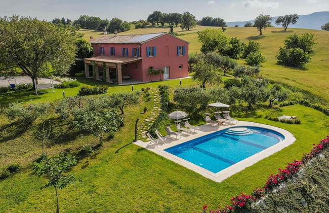 Belvilla by OYO Villa Cucco - Foto 14