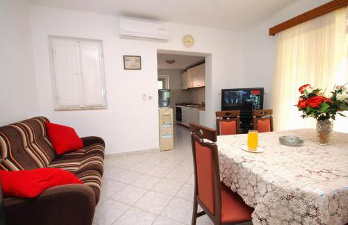 Family-friendly apartments with swimming pool Smokvica, Korcula - 9161 - Foto 18