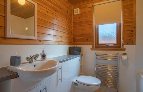 Chalet Loch Leven Lodge 10 by Interhome - Photo 34