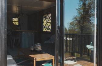 Secluded rustic 3-bedroom cabin on private land - Photo 17