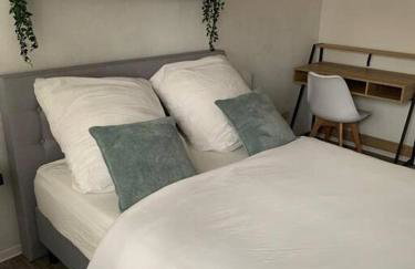 Komfortables zimmer mit wlan/HBF - Photo 2