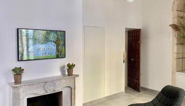 Grand confort au cœur de Nîmes - Photo 2