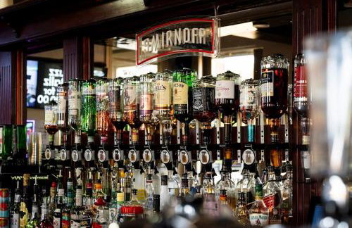 Bright Upper-Floor Suite · Private Bath· Sleeps 4 - Foto 13