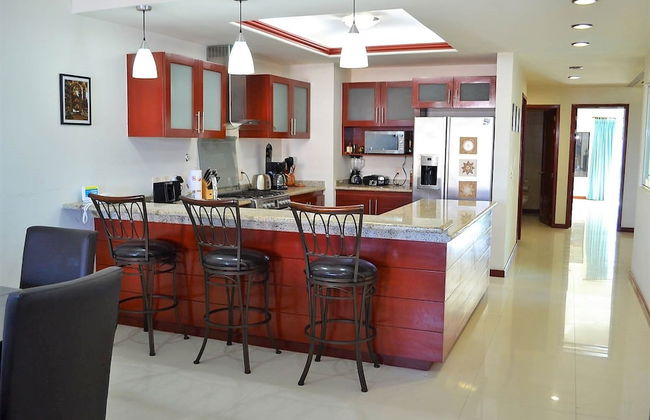 Condo Torre Diamante 305 by MDR - Foto 22