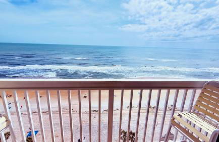 Breathtaking OCEAN FRONT Condo in Daytona Beach - Foto 11