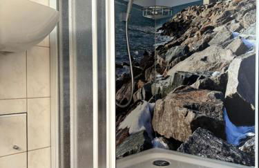 Urlaub beim Käptn! Freistehendes Premium Nordsee-Ferienhaus mit Fahrrädern, Stellplatz und Garten, 150m zur Nordsee - Foto 6