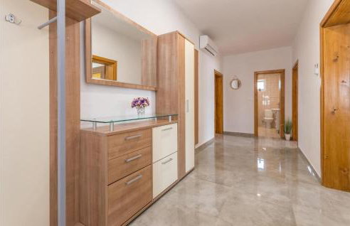 Awesome Apartment In Gornje Rastane - Foto 28