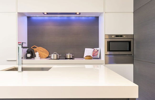 Modern Apartment at the Beach With Parking - Foto 48