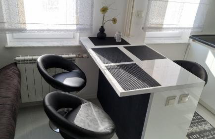 Laura Exclusive, dizajnerski uređen stan, izvrsno opremljen, self check-in - Foto 17