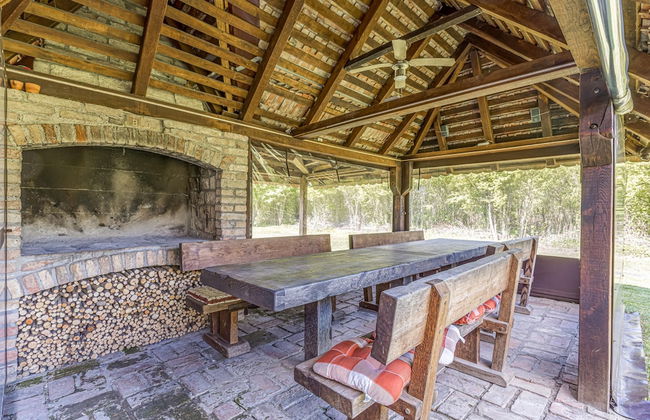 Riverside House With Hot Tub - Photo 23