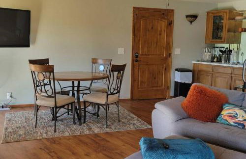 LI Airbnb - NWA mt bike, hike, and golf retreat - Foto 22