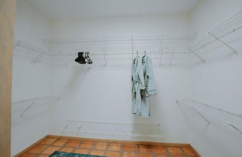 Buffalo Escape-Private Hot Tub in serene Corrales-Mountain View-Pet Friendly-No Pet Fee! - Foto 54