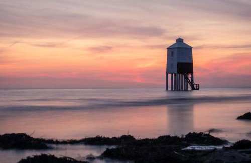 The Nook- A Rustic Cottage in a Beautiful Village. - Photo 18